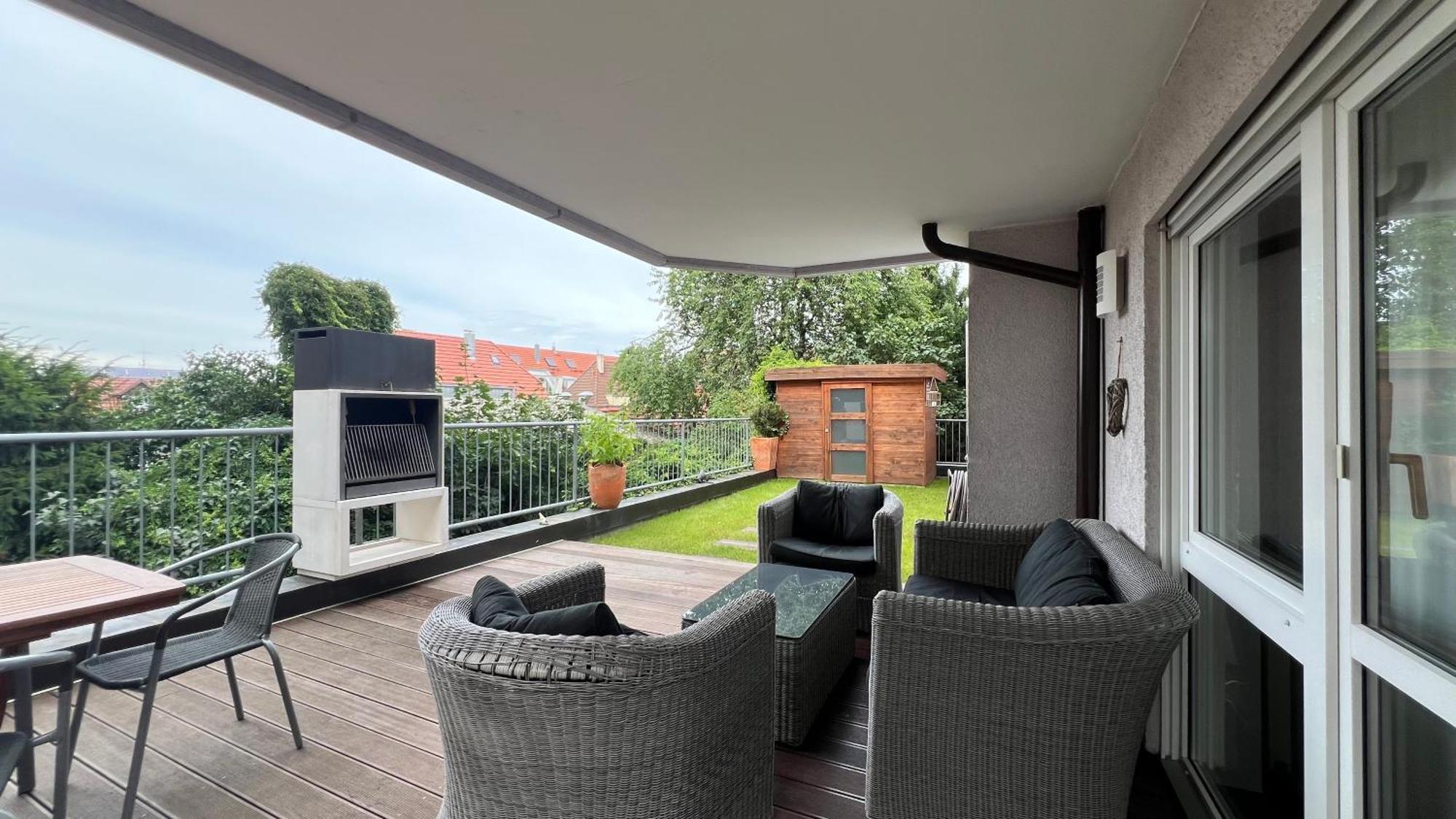 Ludwigshome Luxus - Zentral, Kostenloser Parkplatz, Terrasse Ludwigsburg Esterno foto